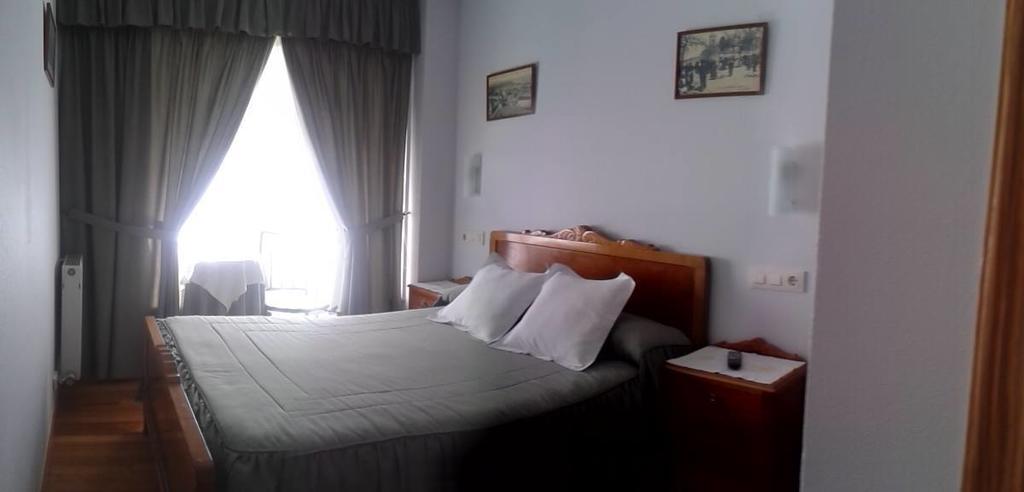 Hostal Pumar Santiago de Compostela Zimmer foto